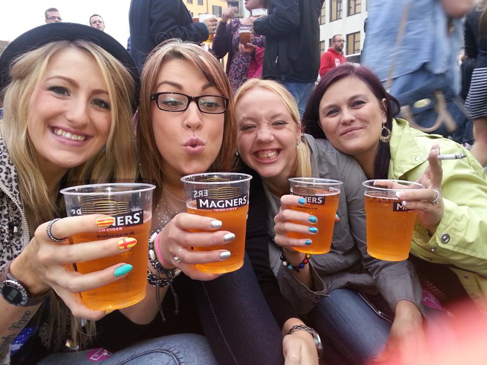 1006053_10201766517987515_174594965_n